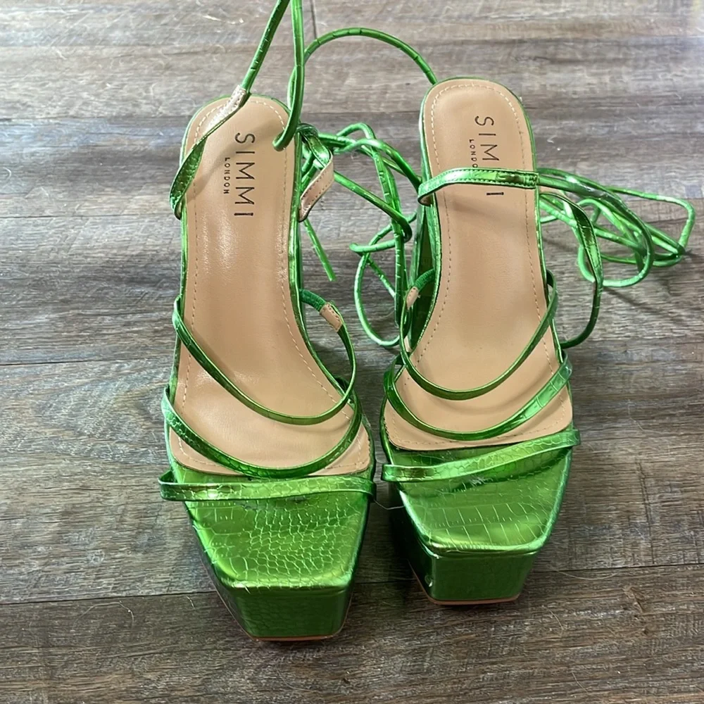 Simmi London lace up Platform block Heels